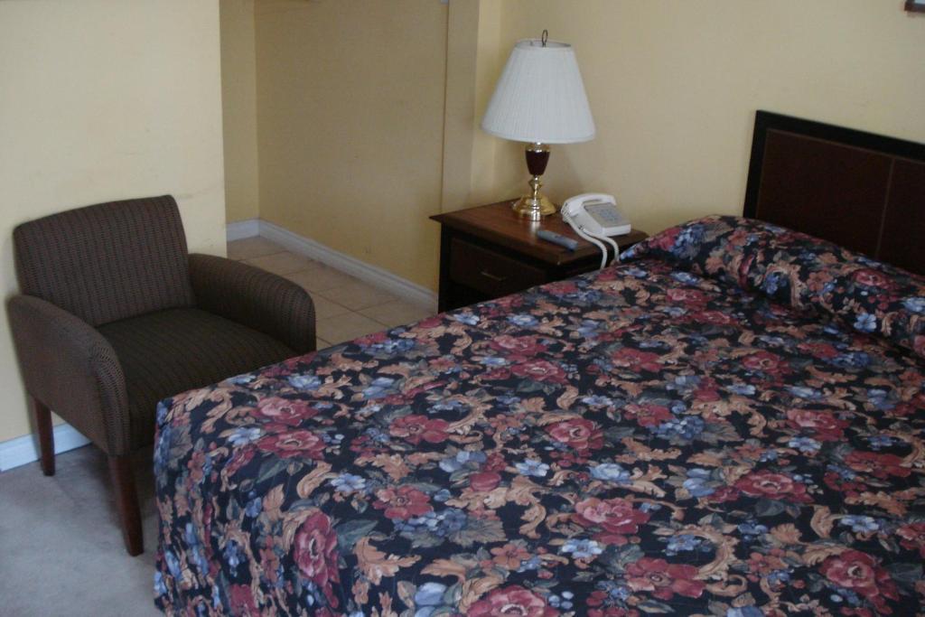 Eastcourt London Motel Room photo